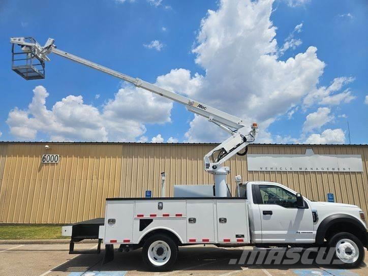 Ford F-450 Auto hoogwerkers