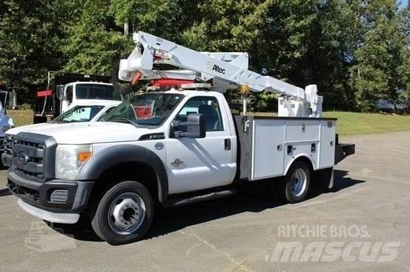 Ford F-550 Auto hoogwerkers