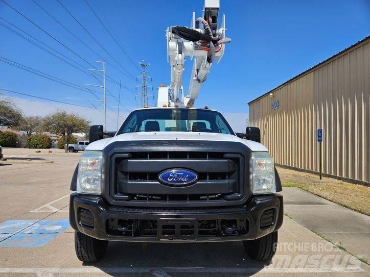 Ford F - 550 Auto hoogwerkers