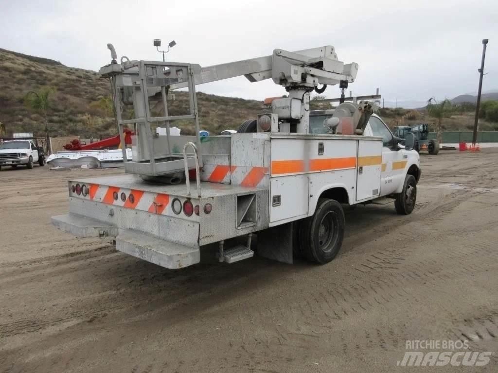 Ford F-550 Auto hoogwerkers