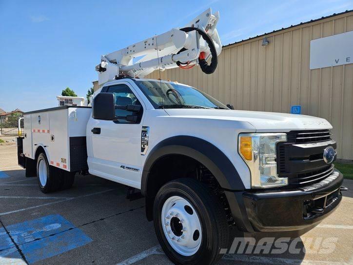 Ford F-550 Auto hoogwerkers
