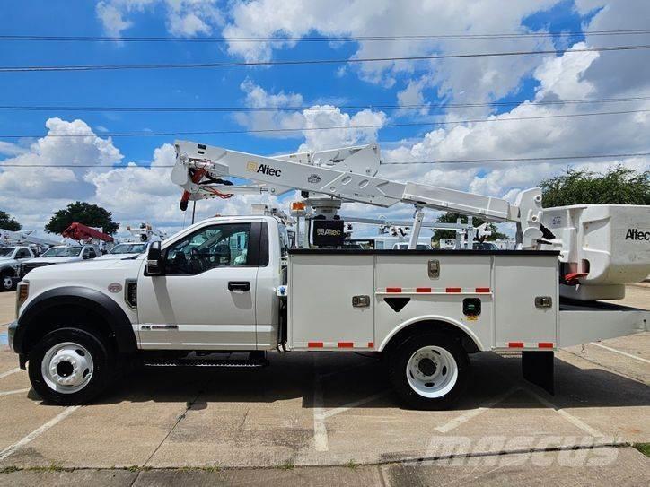 Ford F-550 Auto hoogwerkers