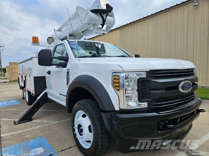 Ford F-550 Auto hoogwerkers