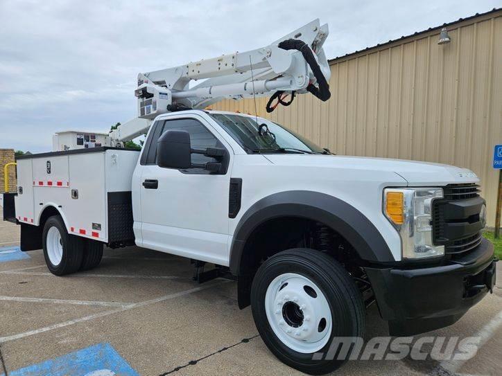 Ford F-550 Auto hoogwerkers