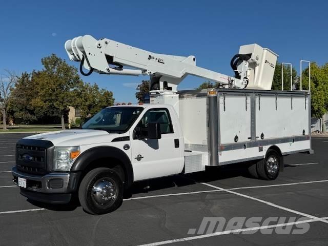 Ford F-550 Auto hoogwerkers