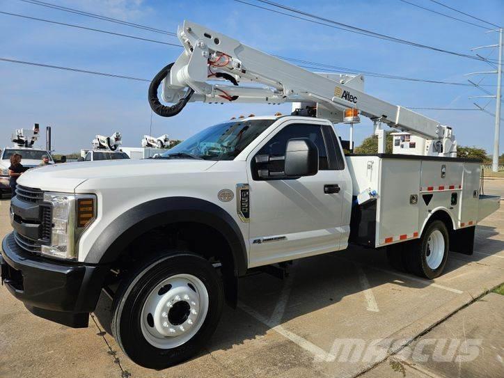 Ford F-550 Auto hoogwerkers