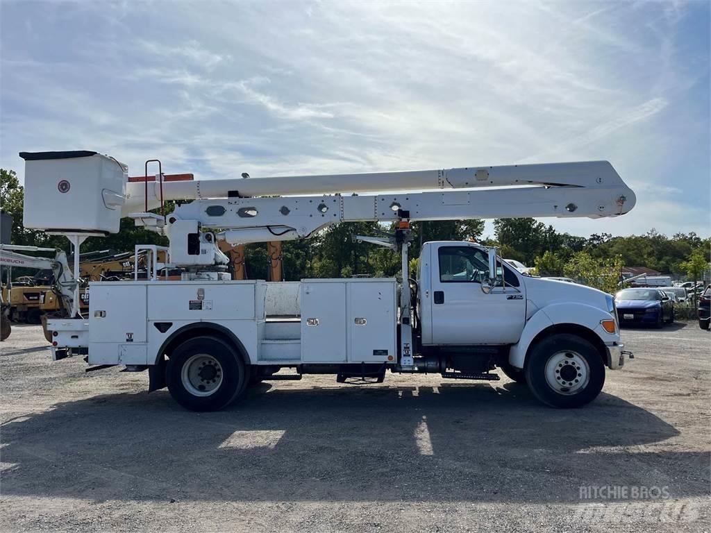 Ford F-750 Auto hoogwerkers