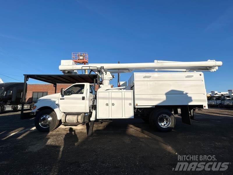 Ford F-750 Auto hoogwerkers