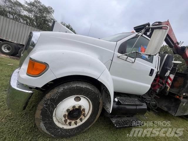Ford F-750 Anders