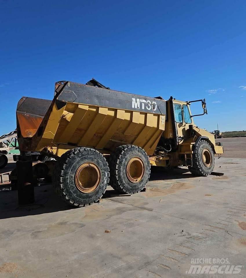 Moxy MT-30 Knik dumptrucks