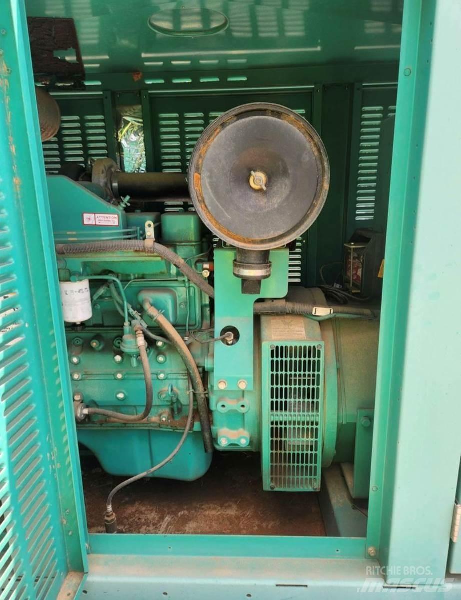 Onan 80 KW Diesel generatoren