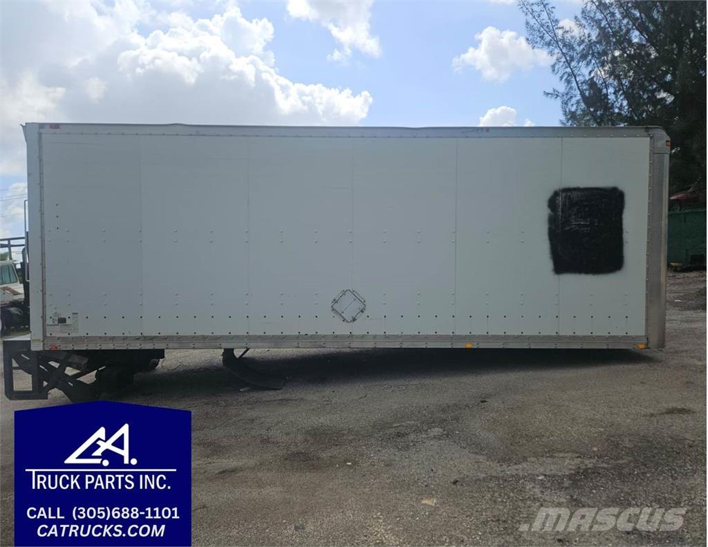  Unmarked Containerchassis