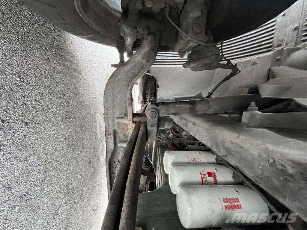 Volvo VNL Assen