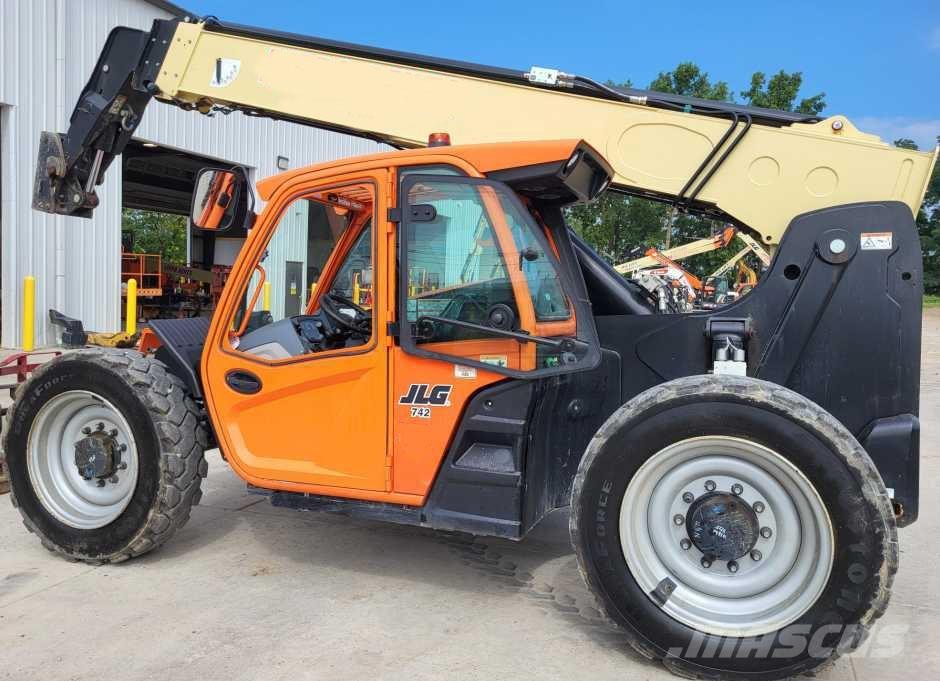 JLG 742 Verreikers