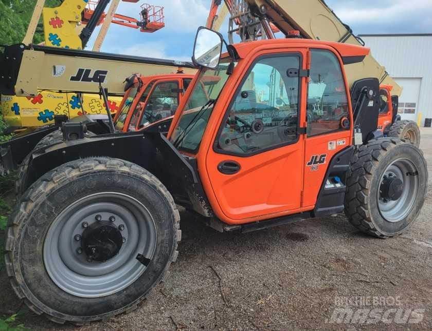 JLG 943 Verreikers
