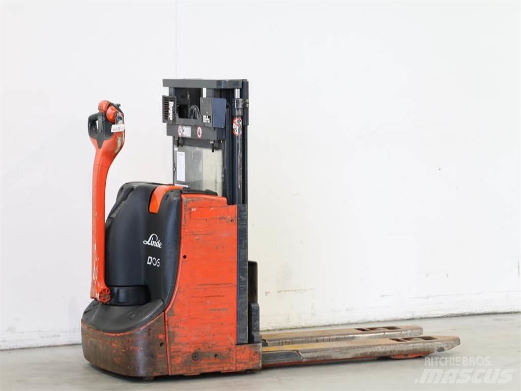 Linde D06/1160-00 Meeloop stapelaar