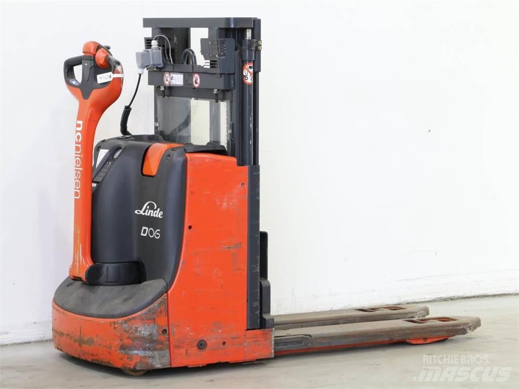 Linde D06/1160-00 Meeloop stapelaar