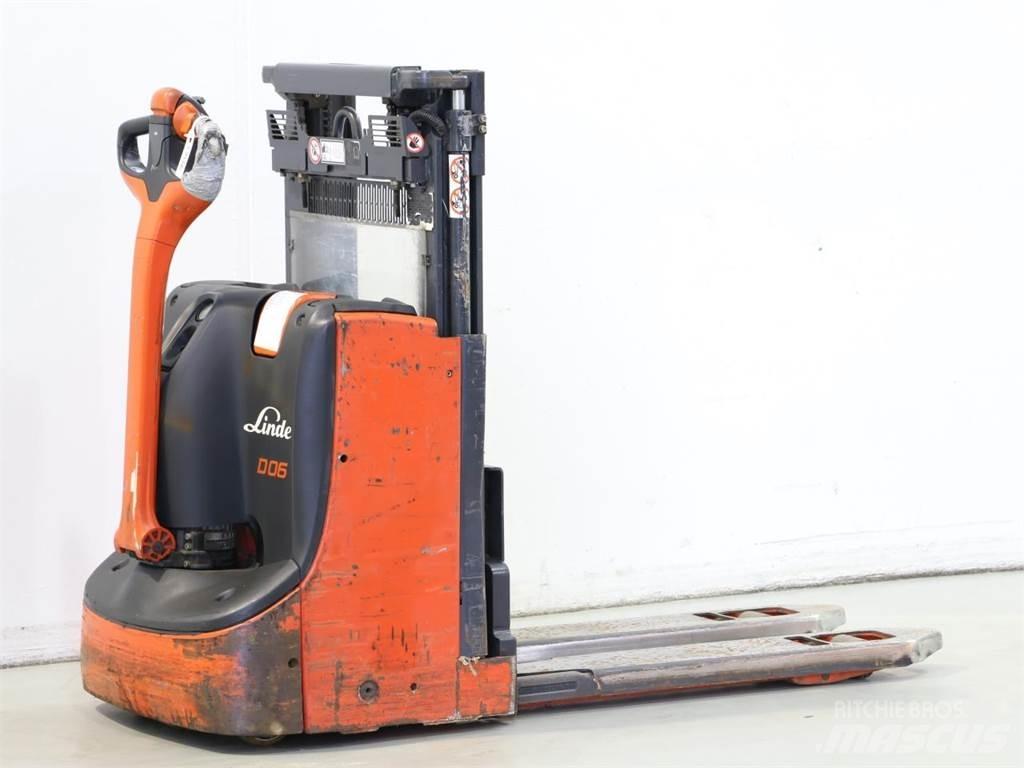 Linde D06/1160-00 Meeloop stapelaar