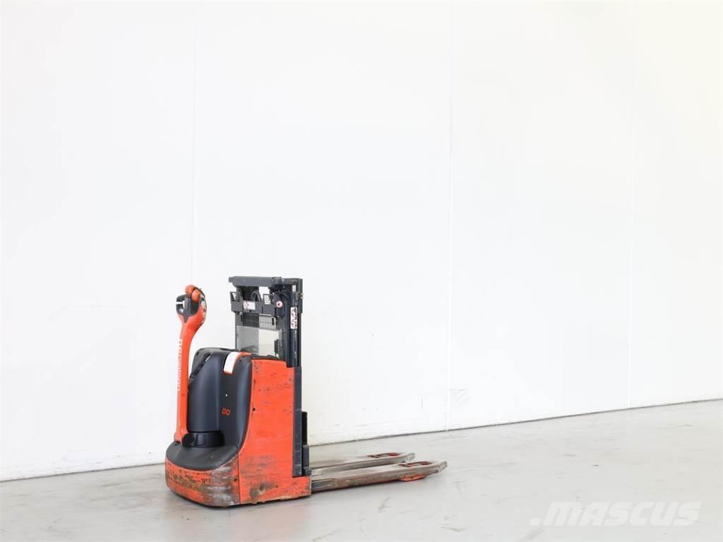 Linde D08/1160 Meeloop stapelaar