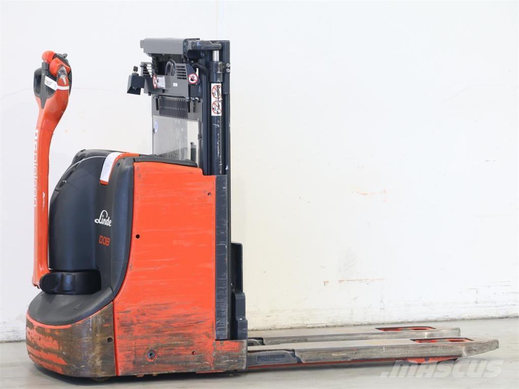 Linde D08/1160 Meeloop stapelaar