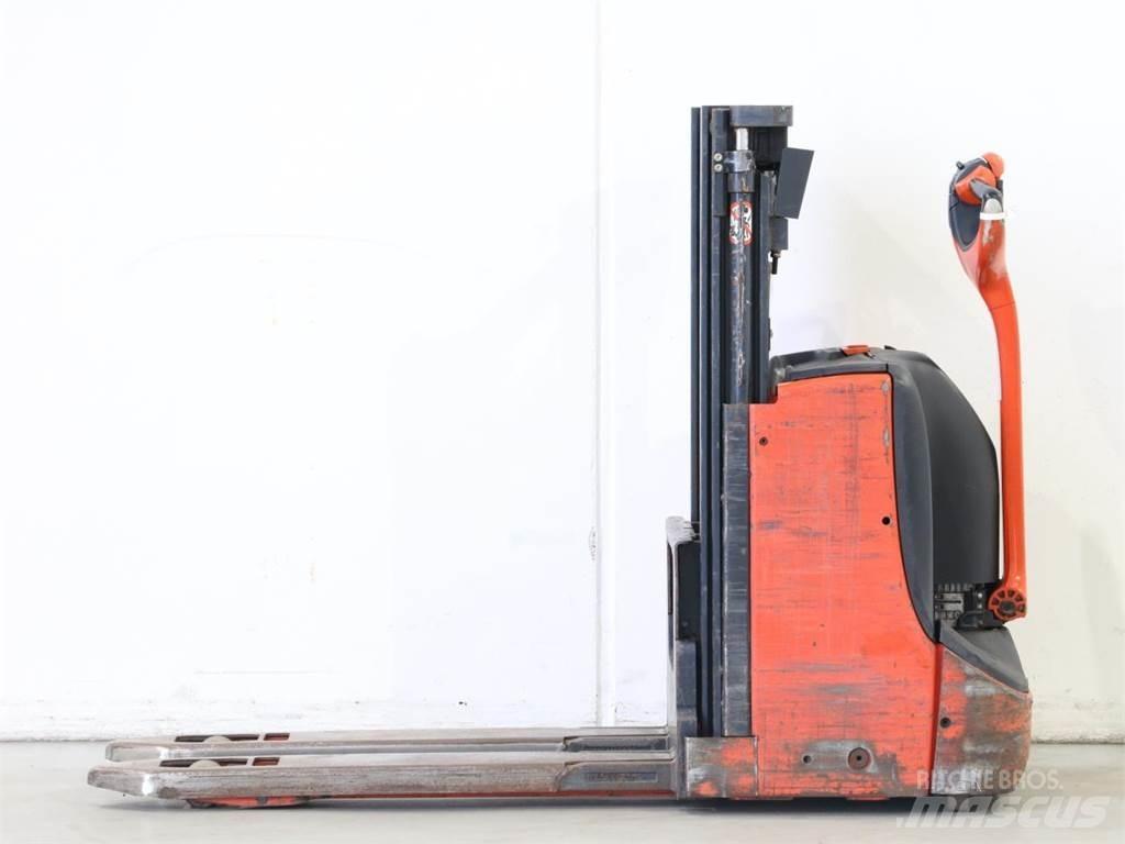 Linde D08/1160-00 Meeloop stapelaar