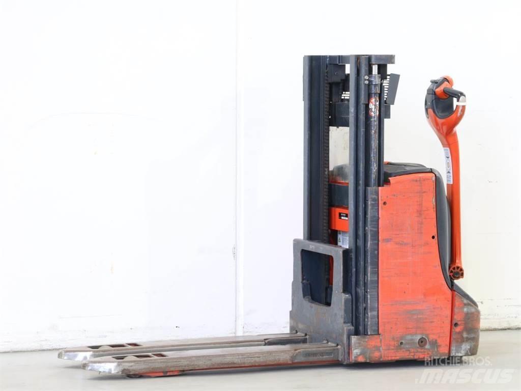 Linde D08/1160-00 Meeloop stapelaar