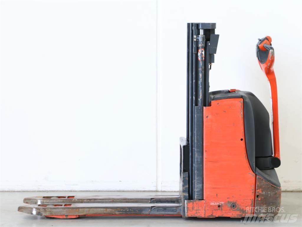 Linde D08/1160-00 Meeloop stapelaar