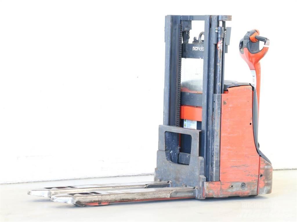 Linde D08/1160-00 Meeloop stapelaar