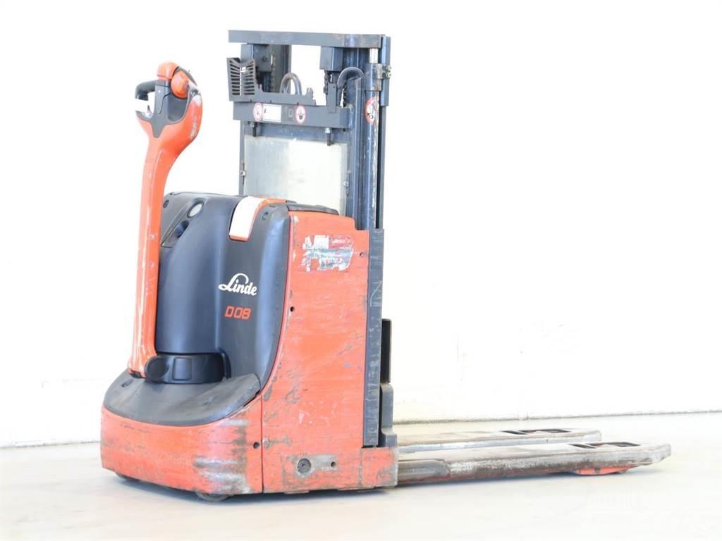 Linde D08/1160-00 Meeloop stapelaar
