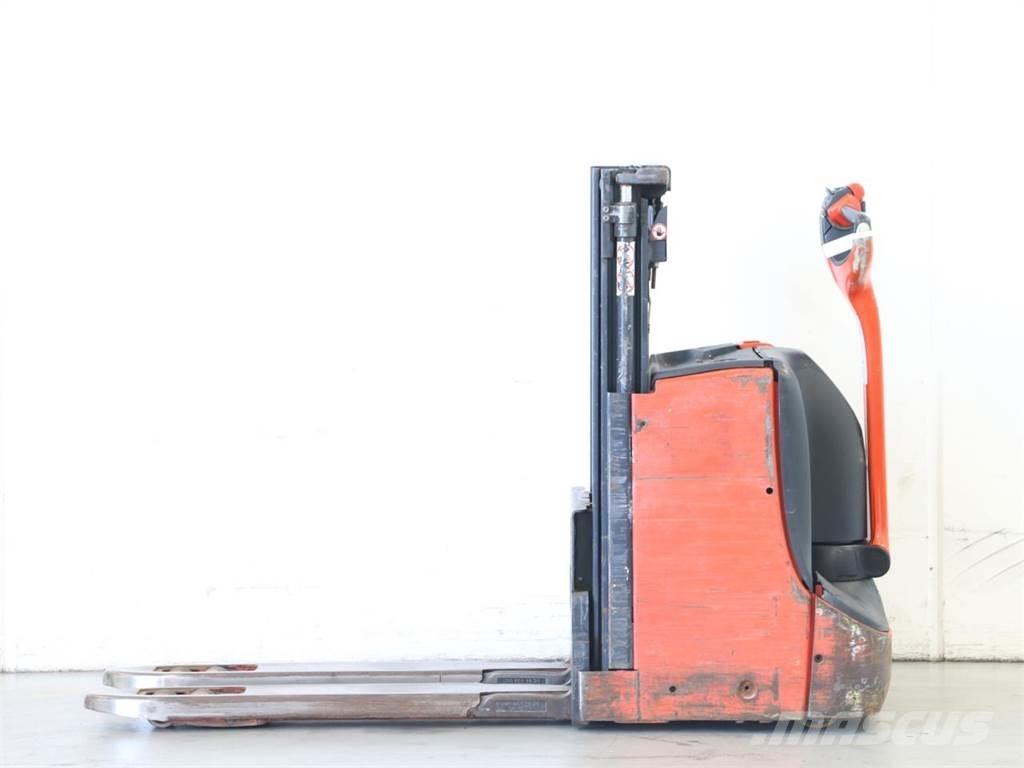 Linde D08/1160-00 Meeloop stapelaar