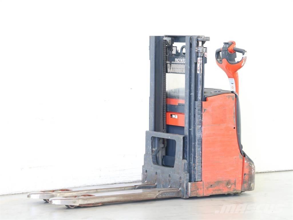 Linde D08/1160-00 Meeloop stapelaar