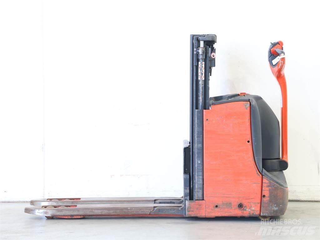 Linde D08/1160-00 Meeloop stapelaar