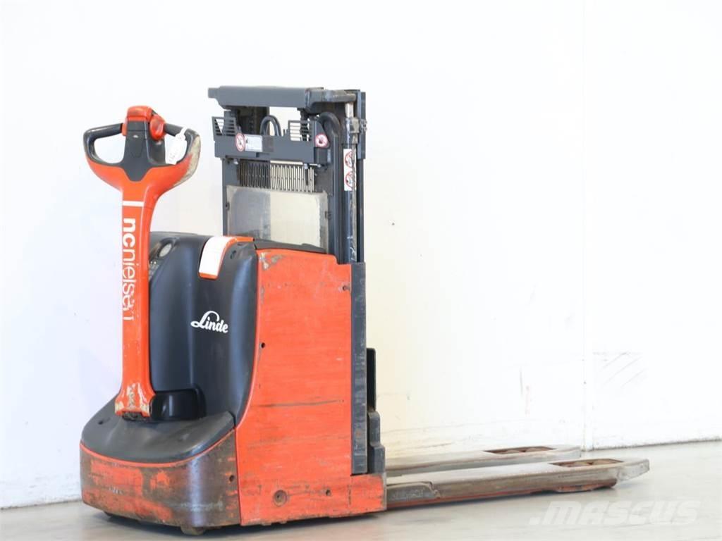 Linde D08/1160-00 Meeloop stapelaar