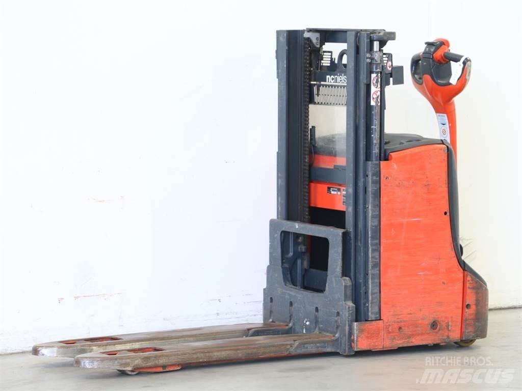 Linde D08/1160-00 Meeloop stapelaar