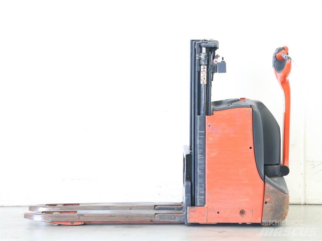 Linde D08/1160-00 Meeloop stapelaar