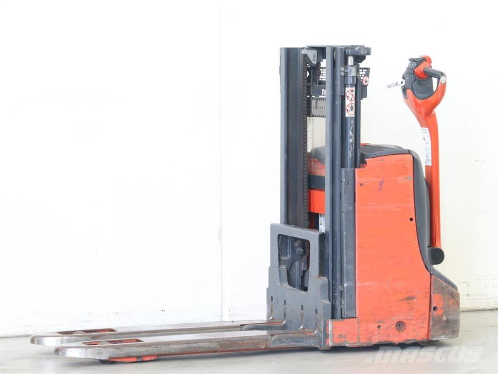 Linde D08/1160-00 Meeloop stapelaar
