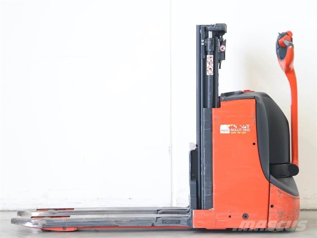 Linde D08/1160-01 Meeloop stapelaar