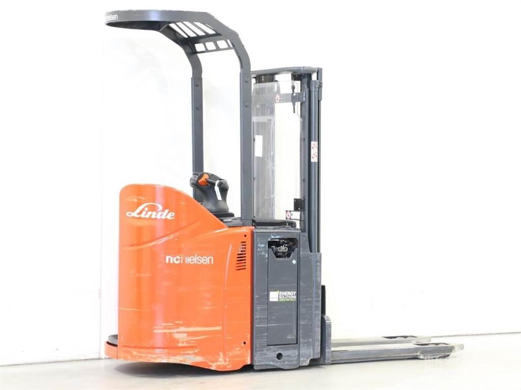 Linde D12SP/133 Meeloop stapelaar