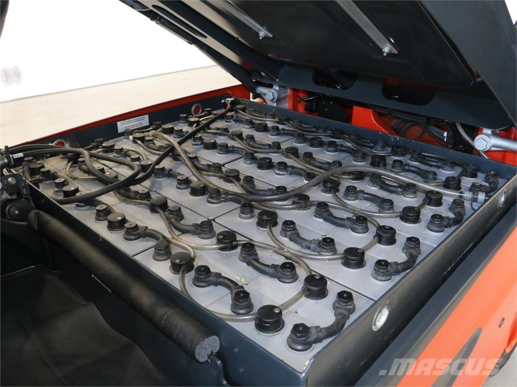 Linde E30L/387 Elektrische heftrucks