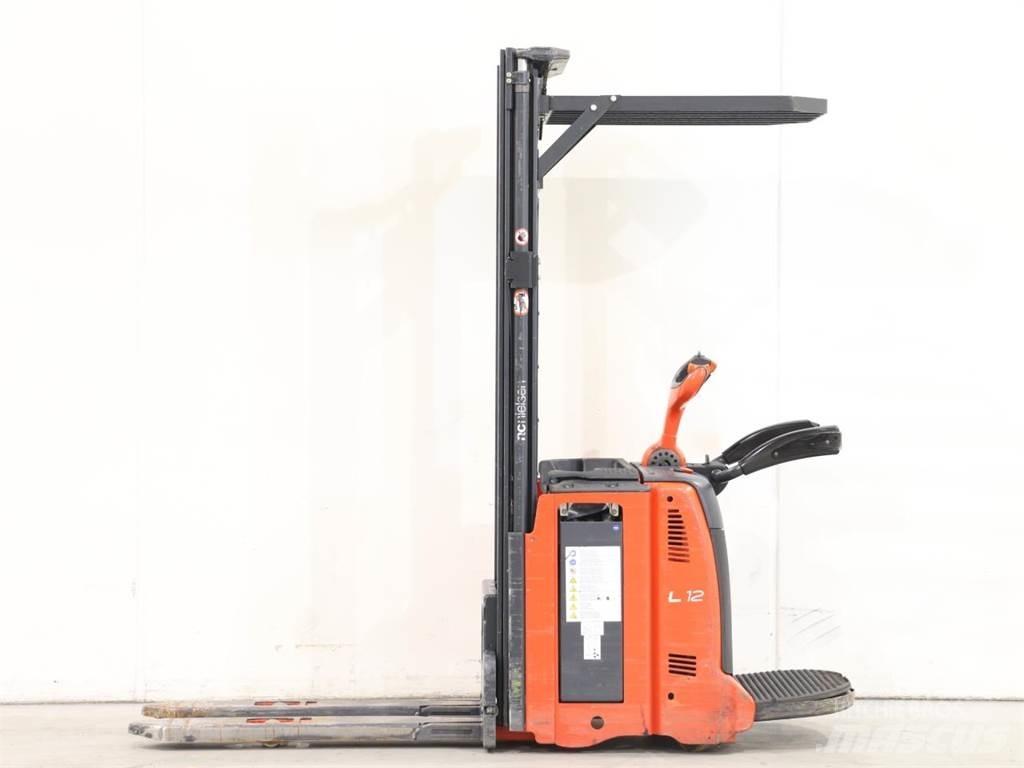 Linde L12AP/133-00 Meeloop stapelaar