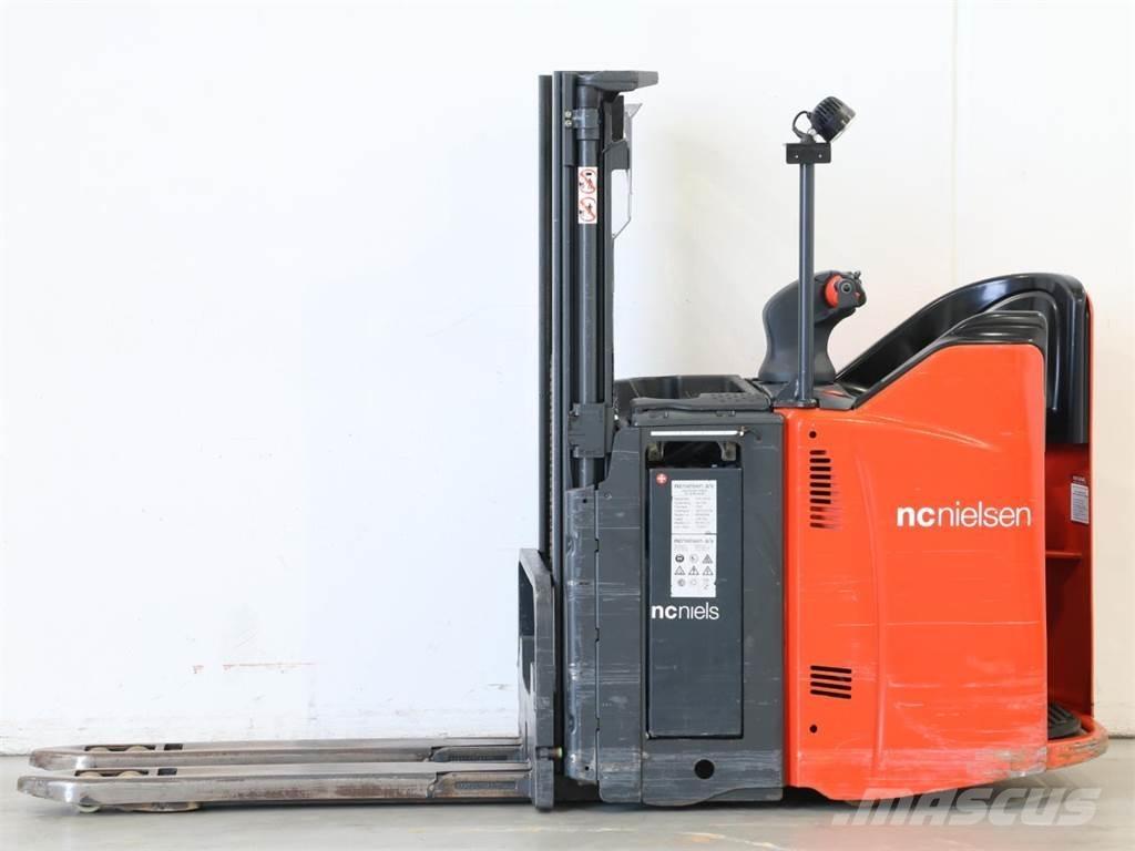 Linde L12LSP/133 Meeloop stapelaar