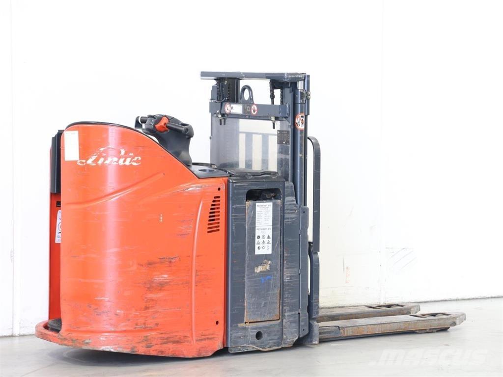 Linde L12LSP/133 Meeloop stapelaar