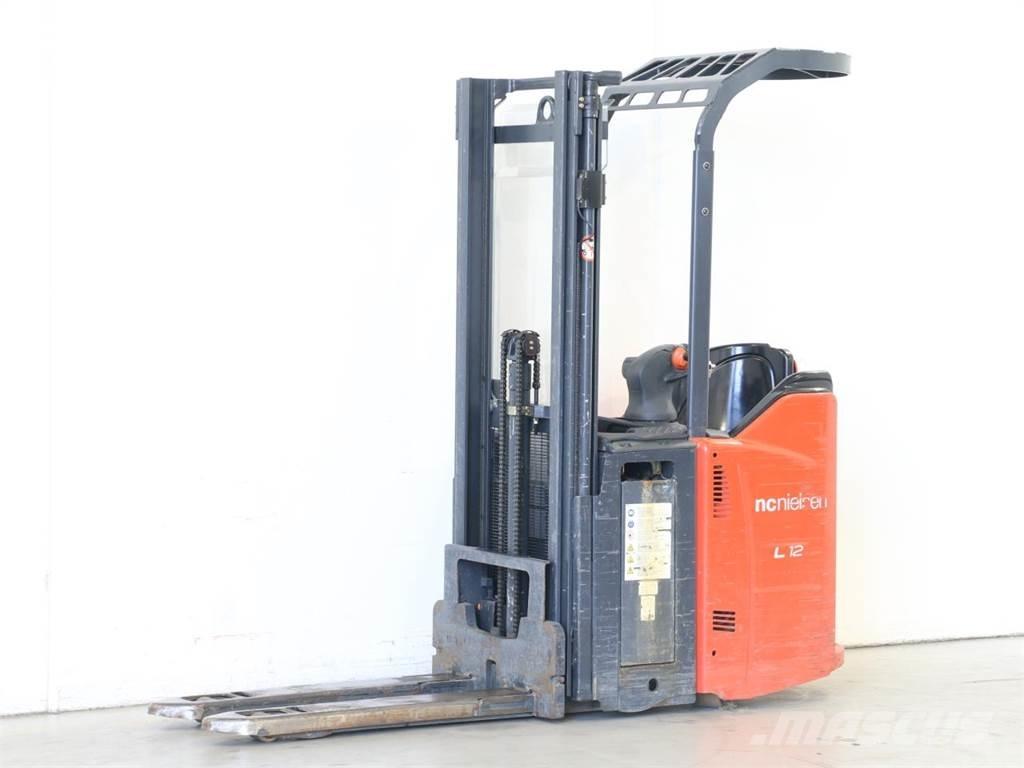 Linde L12LSP/133 Meeloop stapelaar