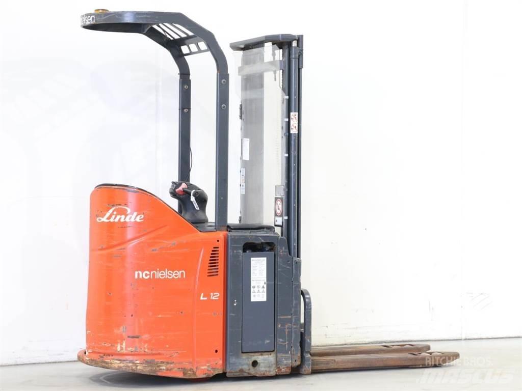 Linde L12LSP/133 Meeloop stapelaar
