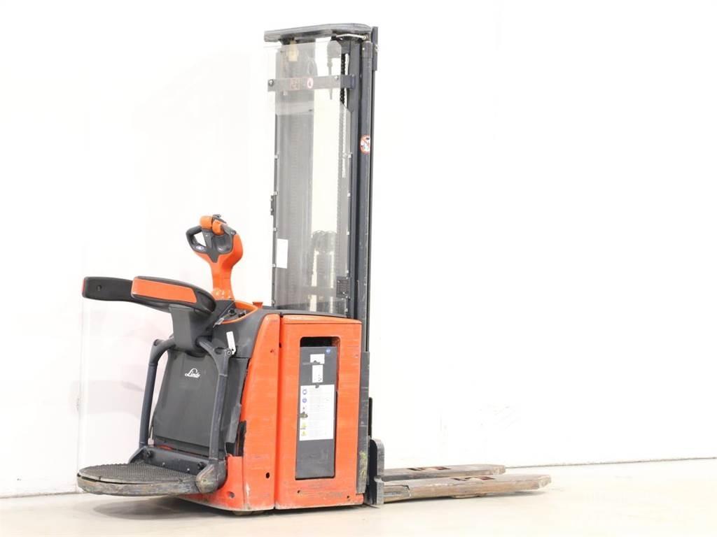Linde L14AP/1173 Meeloop stapelaar