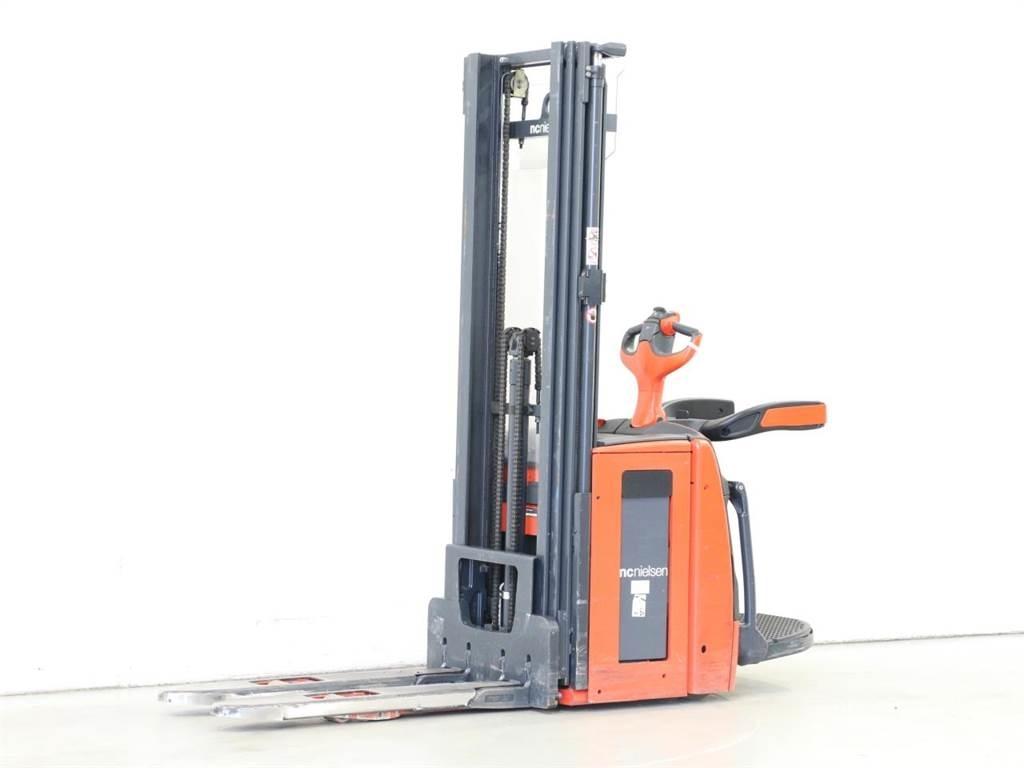 Linde L14AP/1173 Meeloop stapelaar