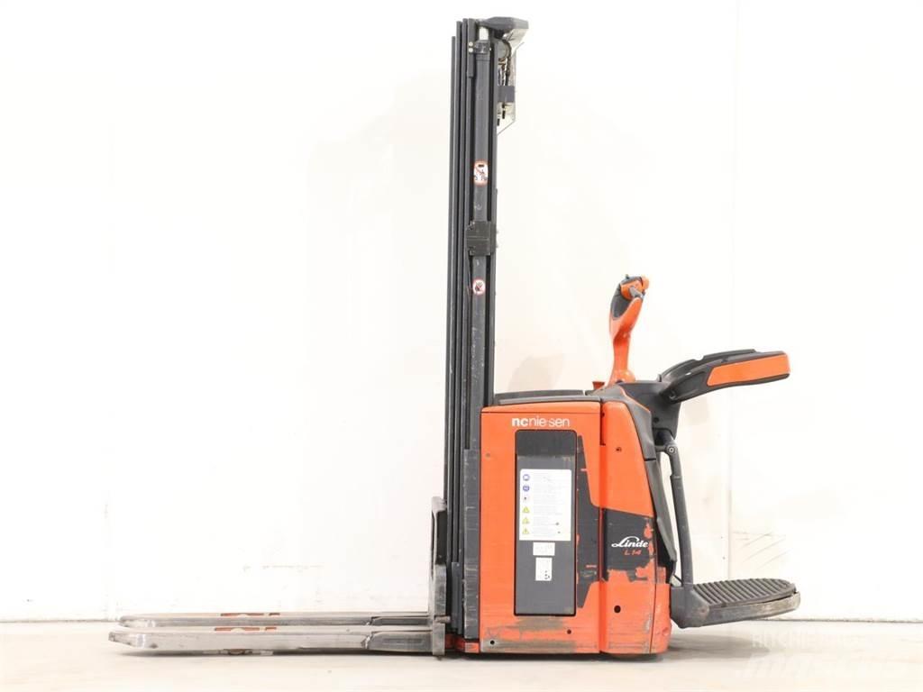 Linde L14AP/1173-00 Meeloop stapelaar