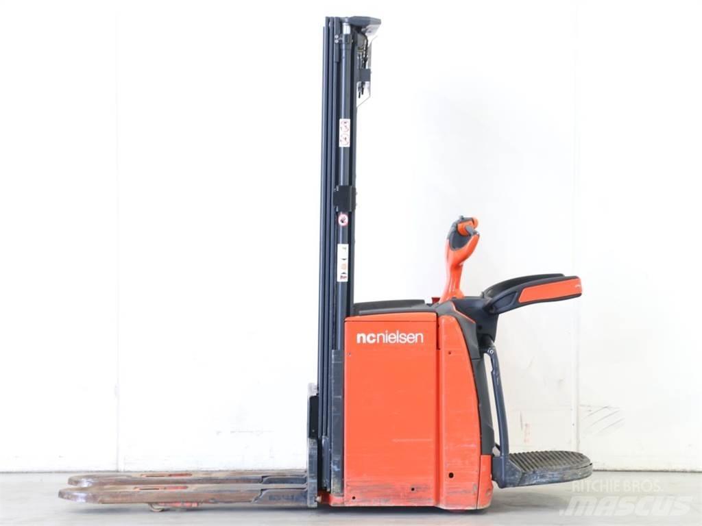 Linde L14AP/1173-00 Meeloop stapelaar