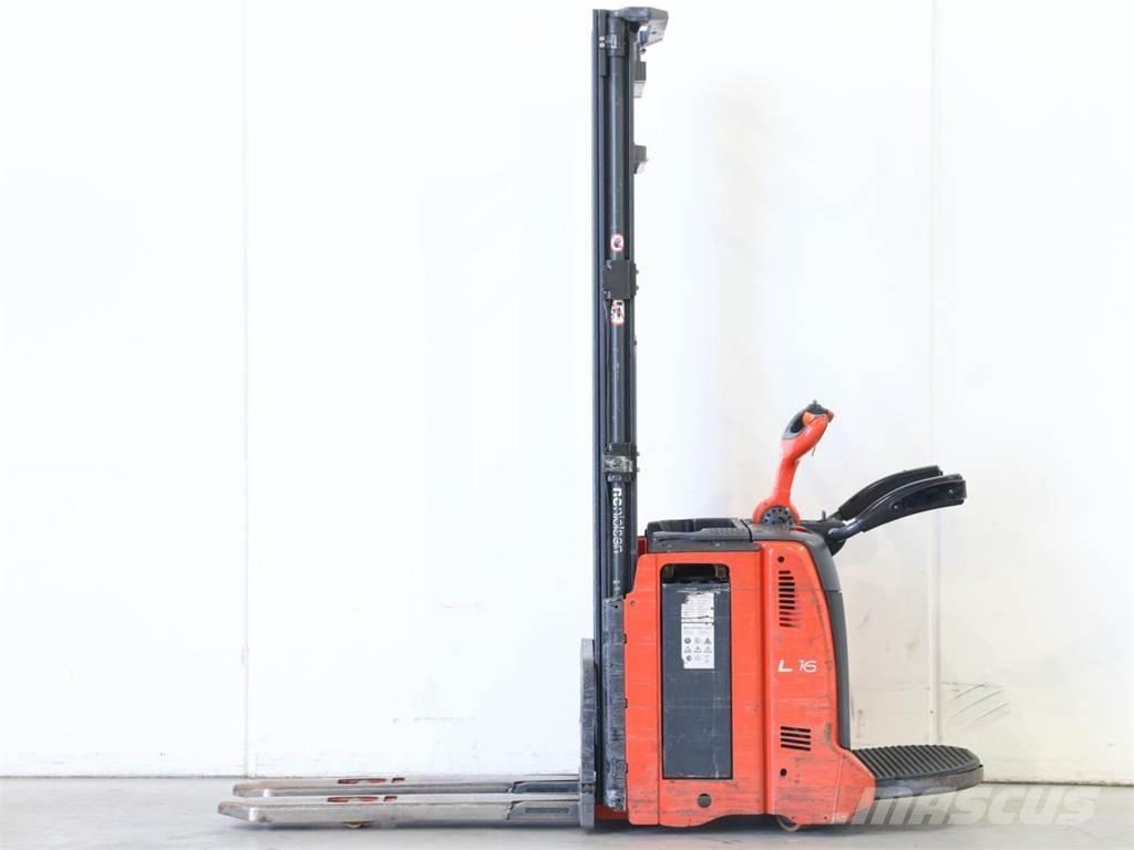 Linde L14AP/133 Meeloop stapelaar