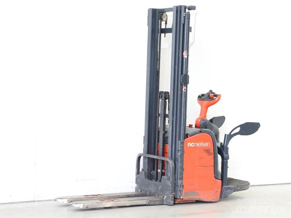 Linde L14AP/372 Meeloop stapelaar